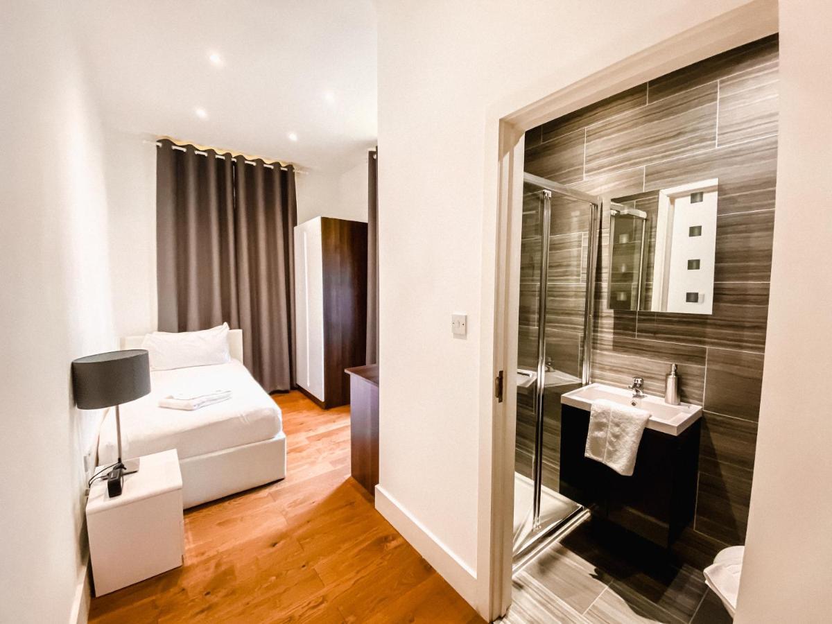 Titiwangsa One Accomodation At Paddington London Eksteriør billede